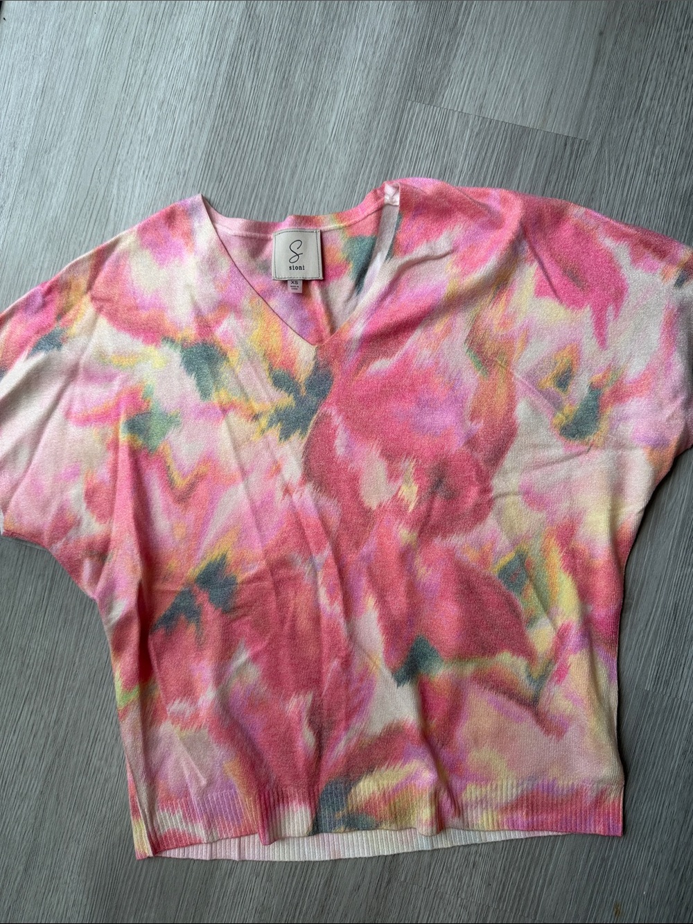 Sioni Pink Multicolor V-Neck Short Sleeve Knit Top